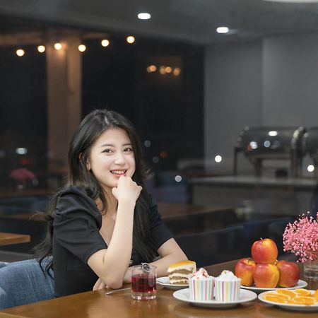 Nt Hotel กวีเญิน ภายนอก รูปภาพ